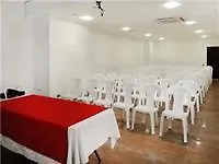 فندق Calasanz Rea ميديلين